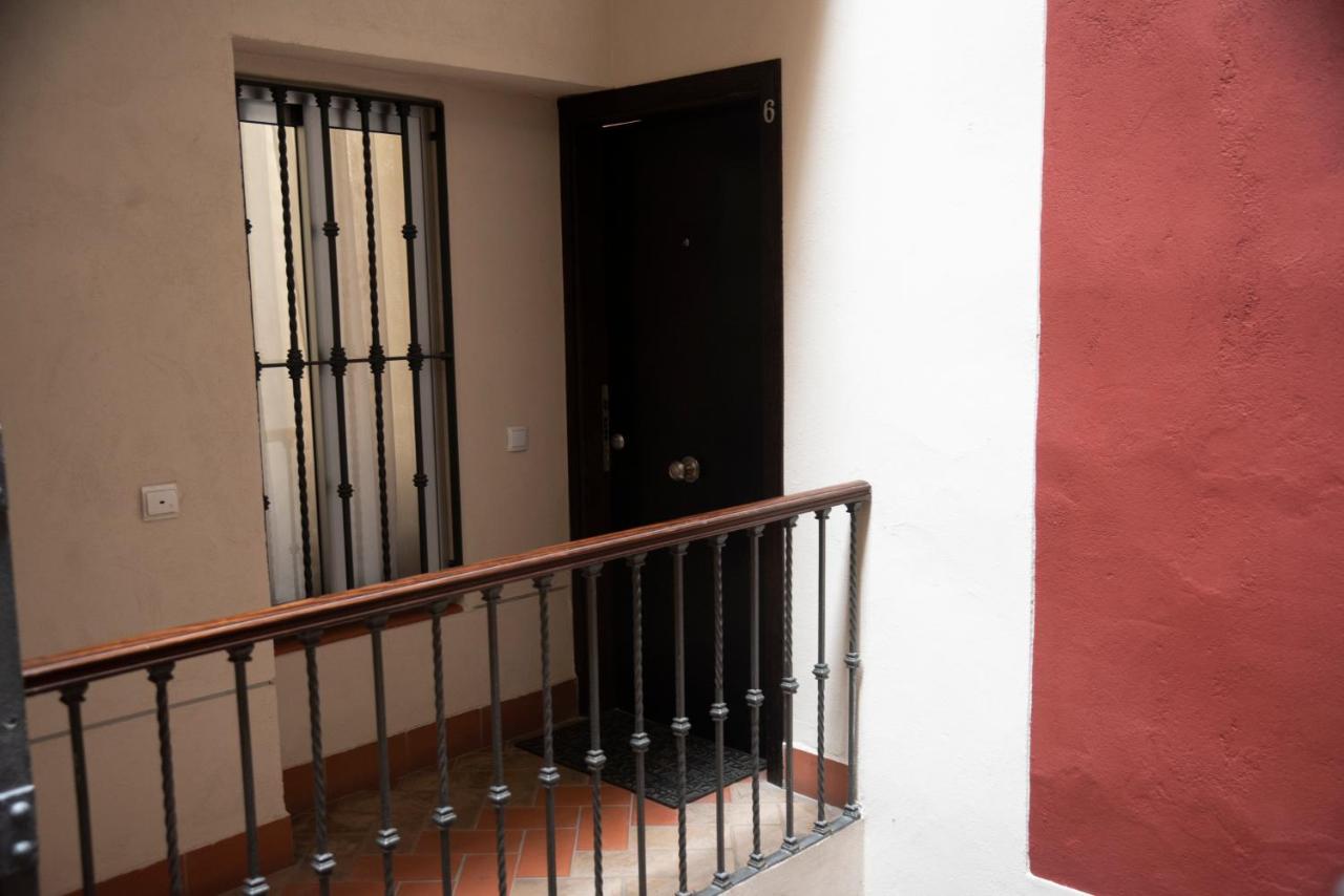 180 Home Apartamento En El Centro Buena Ubicacion Peral Seville Exterior photo